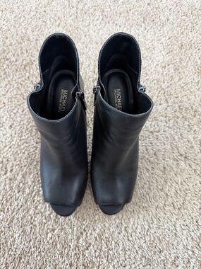 MICHAEL Michael Kors Black Leather Peep-Toe Mules